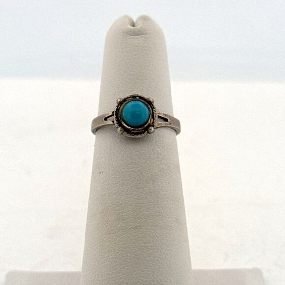 Vintage Estate Sterling Silver 925 Turquoise Ring Size 4 Southwest Style 1.3g - Picture 1 of 8